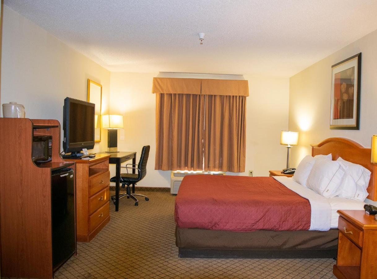 Home Inn & Suites Montgomery Bagian luar foto