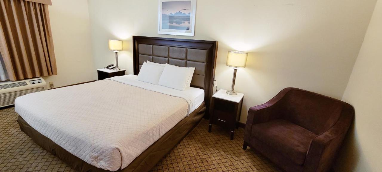 Home Inn & Suites Montgomery Bagian luar foto