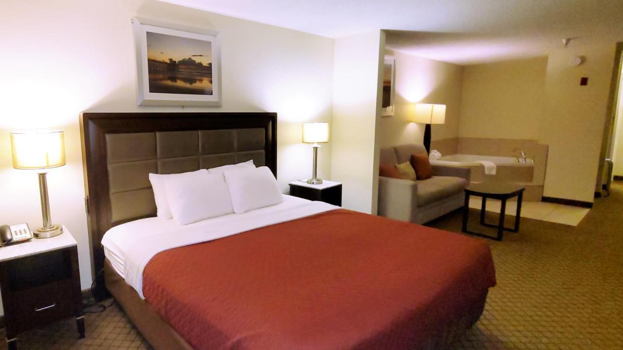 Home Inn & Suites Montgomery Bagian luar foto