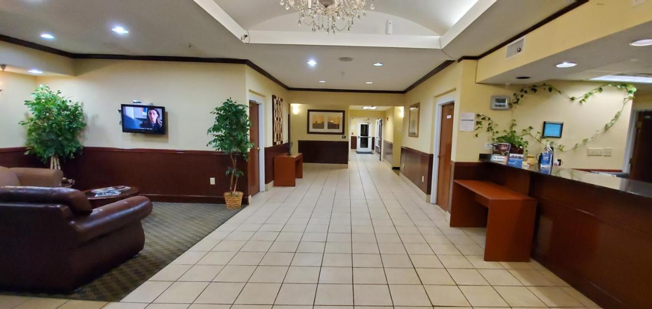 Home Inn & Suites Montgomery Bagian luar foto